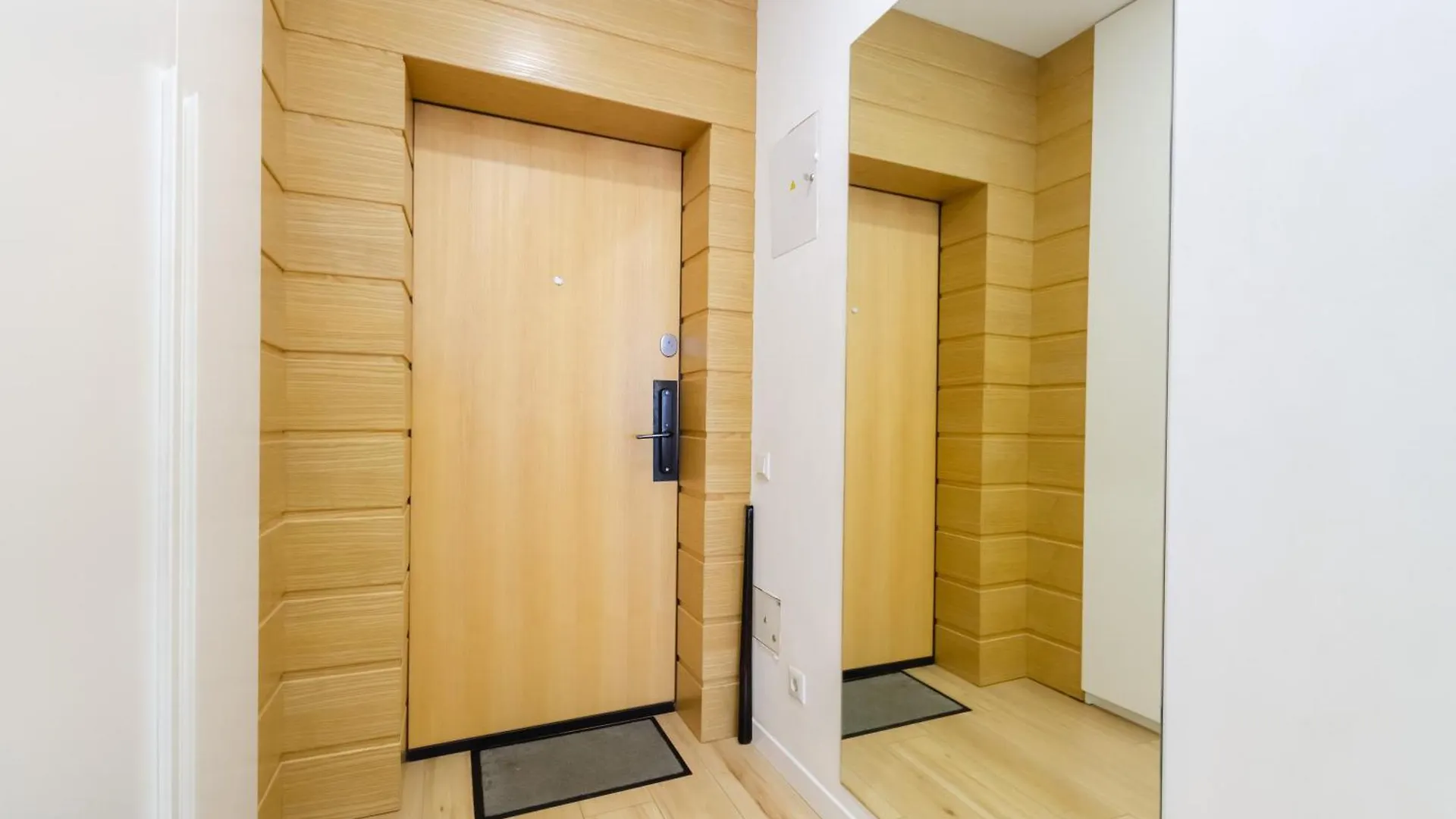 Petrovdom Apartments 78-170 In Rc Nivki Park, 67А Beresteiskyi Avenue Kiev