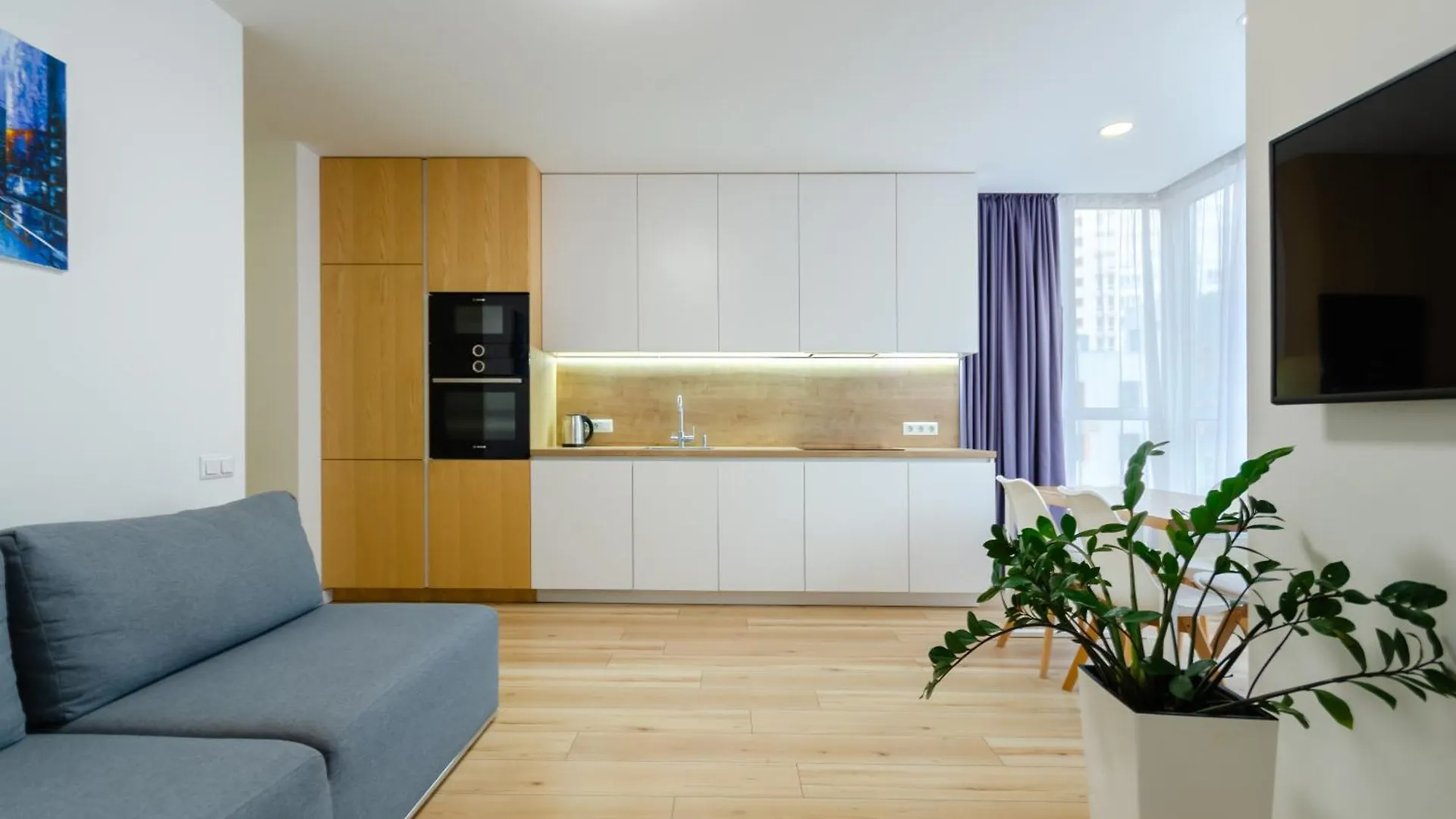 Petrovdom Apartments 78-170 In Rc Nivki Park, 67А Beresteiskyi Avenue Kiev