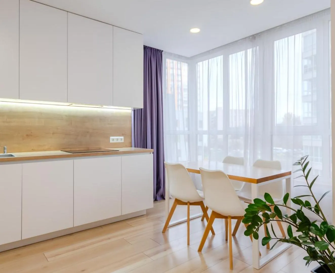 Petrovdom Apartments 78-170 In Rc Nivki Park, 67А Beresteiskyi Avenue Kiev
