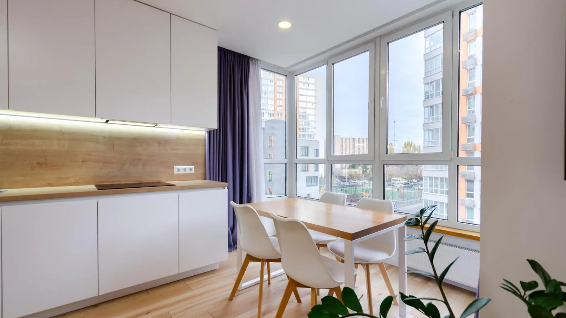 Petrovdom Apartments 78-170 In Rc Nivki Park, 67А Beresteiskyi Avenue Киев Украина