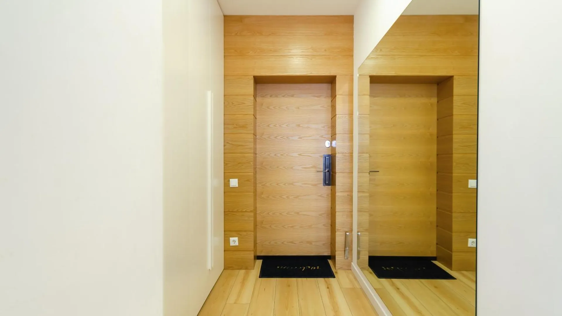 Petrovdom Apartments 78-170 In Rc Nivki Park, 67А Beresteiskyi Avenue Kiev 0*,