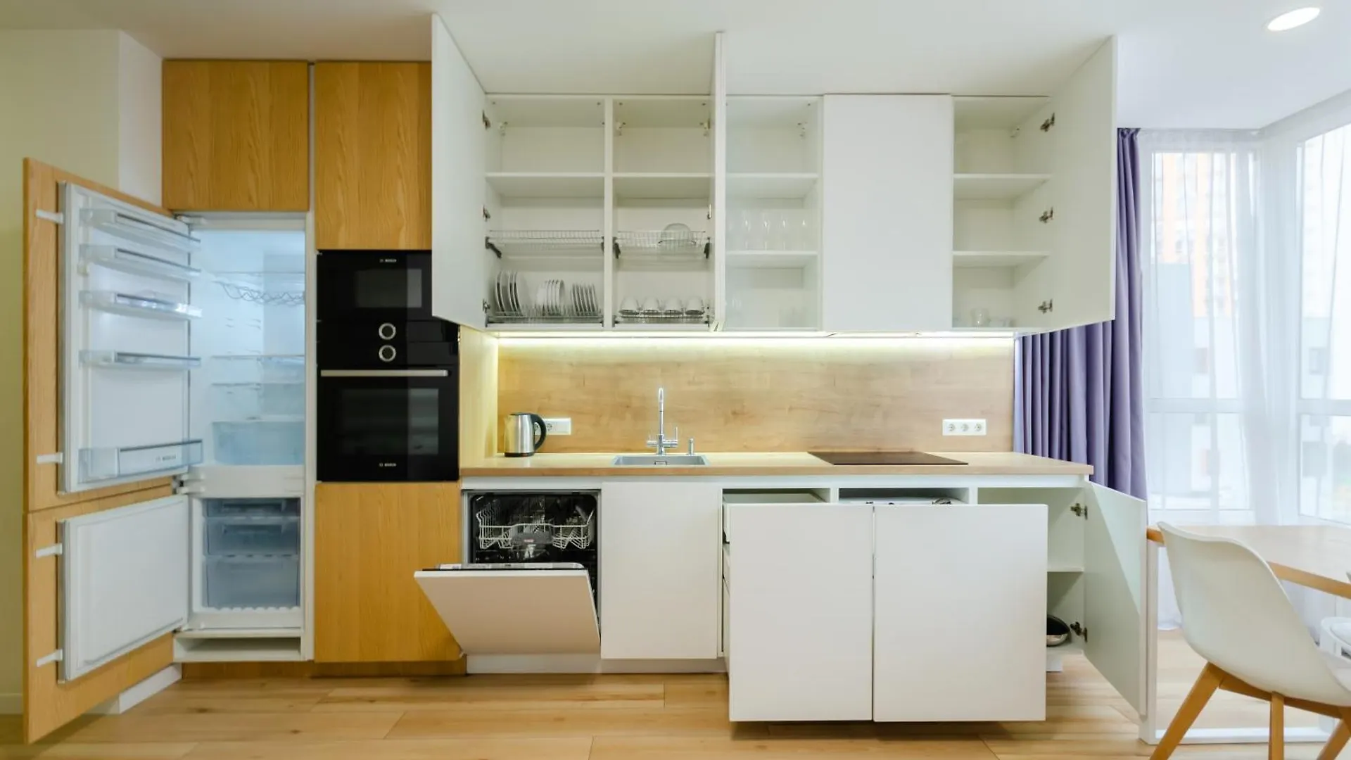 Petrovdom Apartments 78-170 In Rc Nivki Park, 67А Beresteiskyi Avenue Kiev