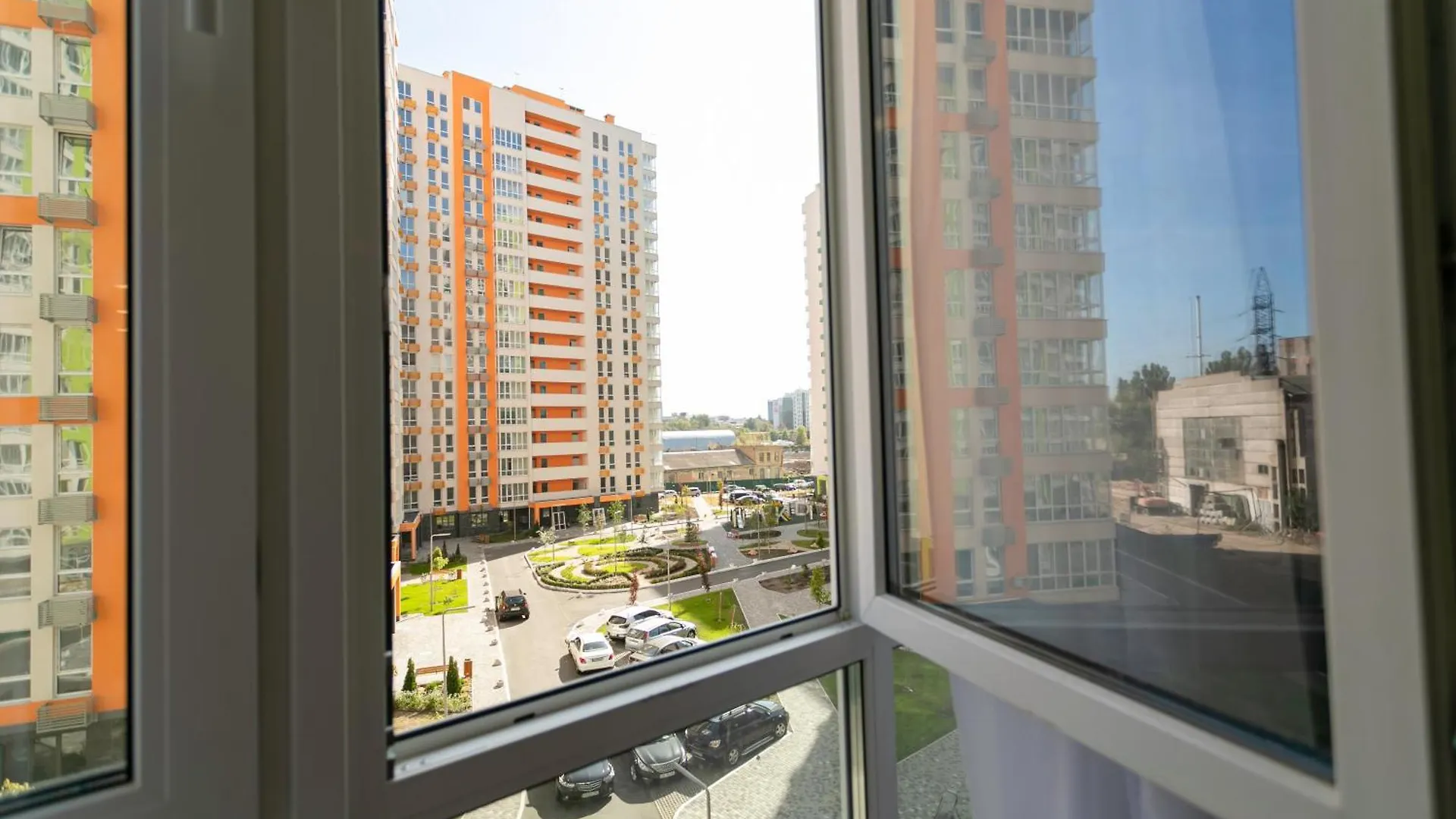 Petrovdom Apartments 78-170 In Rc Nivki Park, 67А Beresteiskyi Avenue Kijów